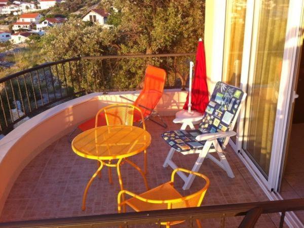Apartments By The Sea Razanj, Rogoznica - 11347 Kültér fotó